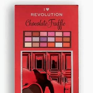 I ♥️ Revolution Chocolate Truffle Palette ~ New!